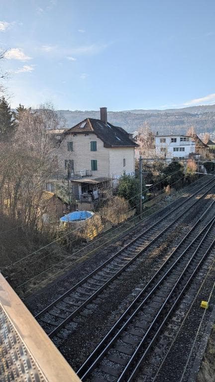 Luxrem 5 · Biel/Bienne – 04